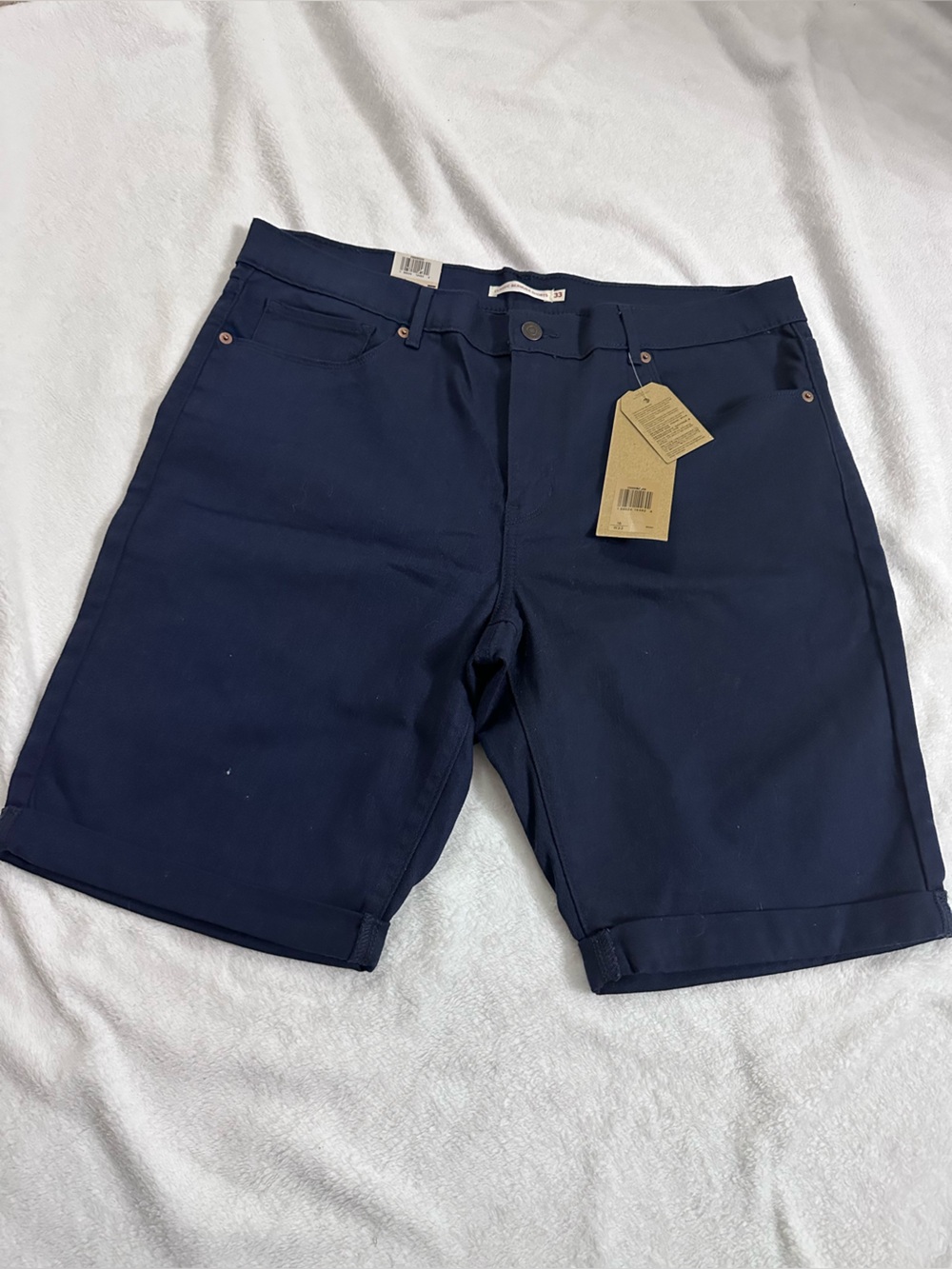 Women’s Levi Sz 16 shaping Bermuda knee length shorts